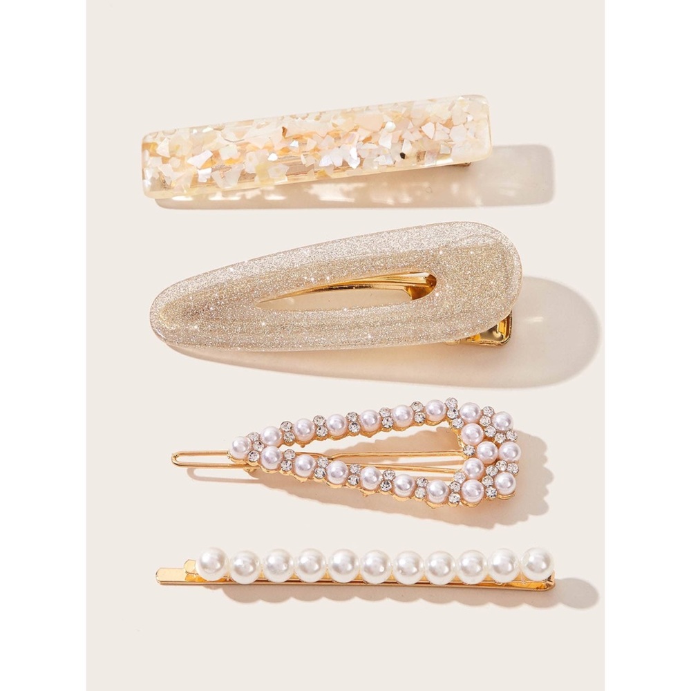 ✨4Pcs. Hair Clips Set✨